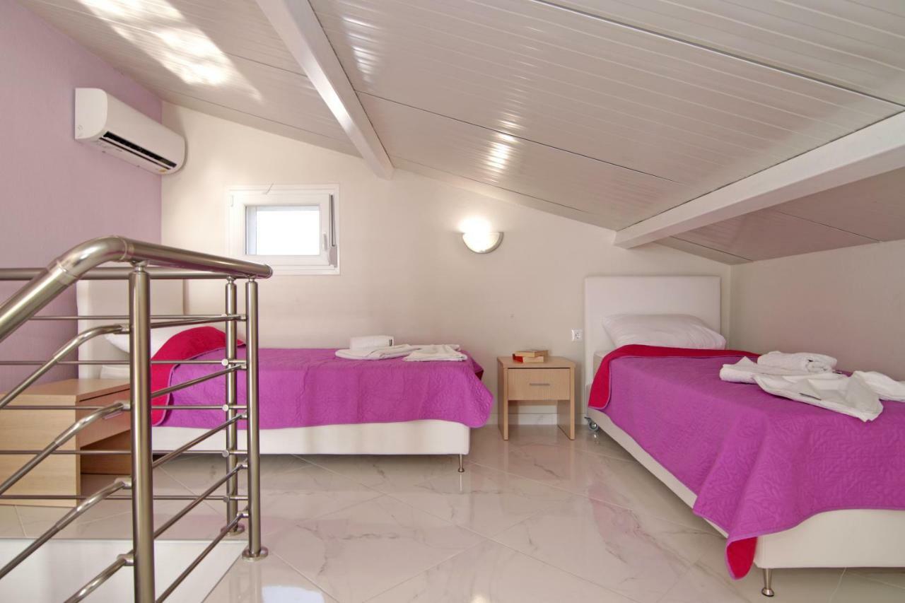 ניקיטי Mavridis Rooms 2 מראה חיצוני תמונה